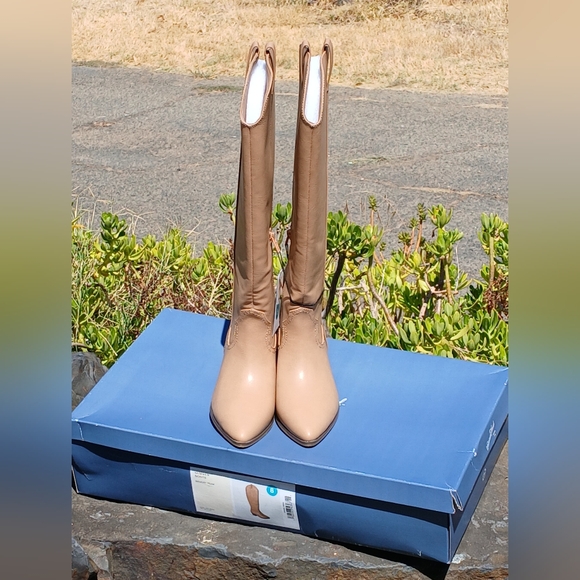 New Tan Knee-High Womens Boots - Picture 1 of 11